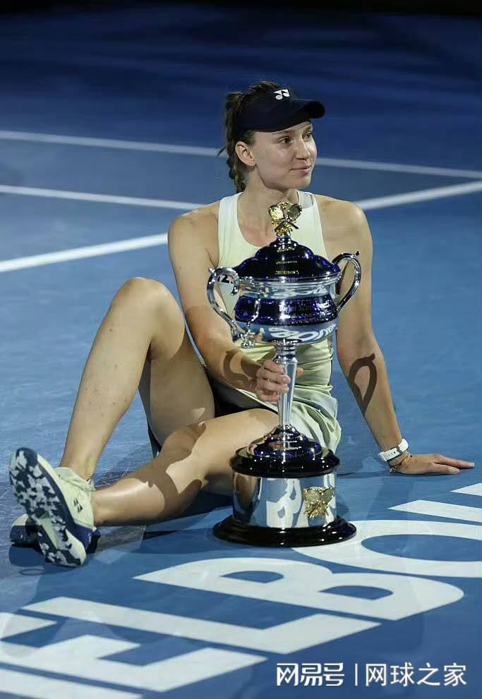 开云登录入口地址-莱巴夺冠，武科夫神级指导成名场面，比起外界争议合适更重要